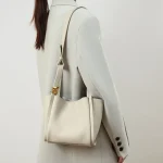 kf-S0d975b82121c43e1be141fa4c64c827fv