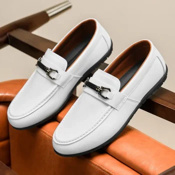 2025 new fashion casual trend British wind low-help loafers a slip-on round head casual sports shoes