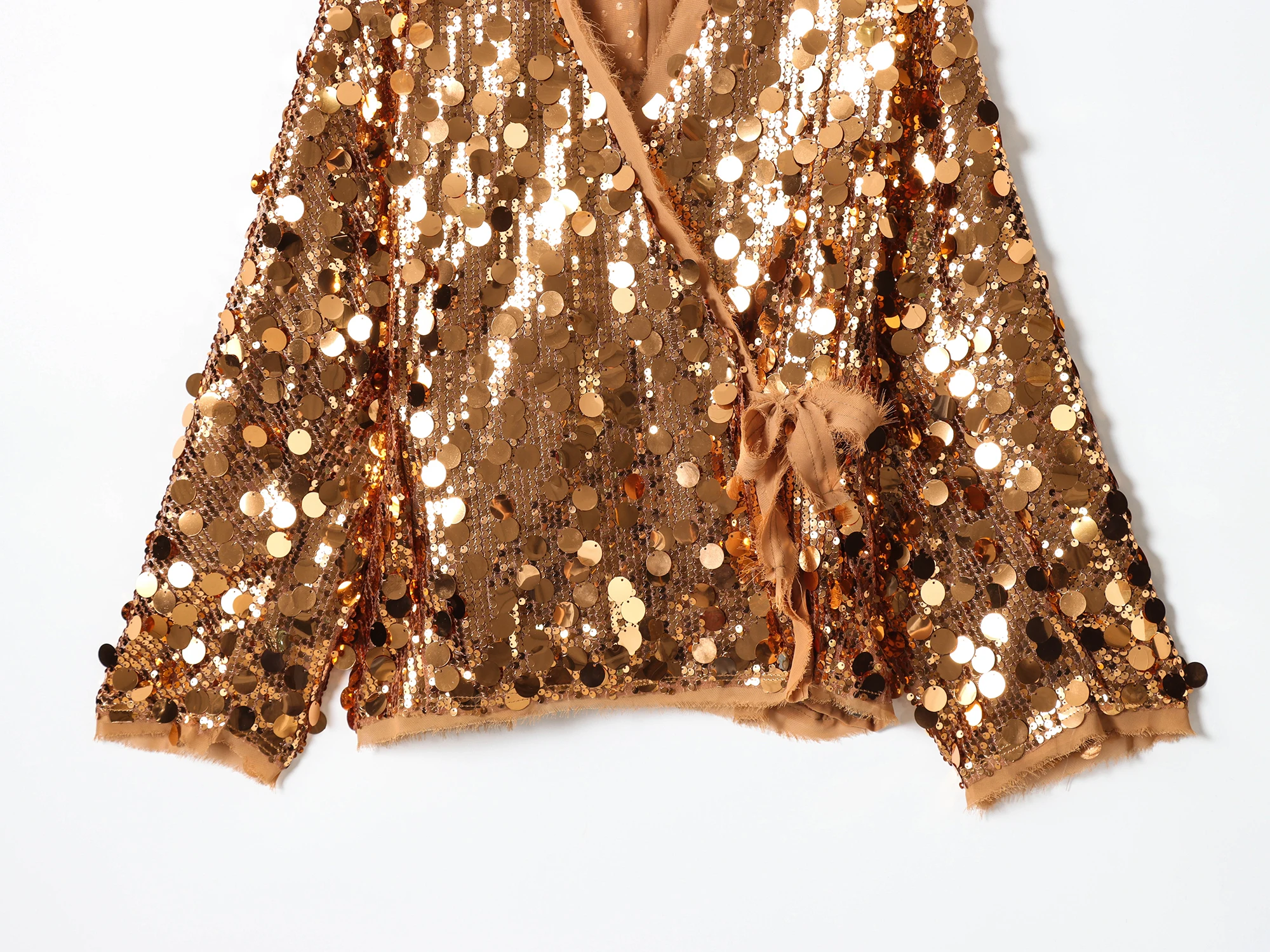 kf-Se1b9d9805f794e6895ca50e3fe7135d6U